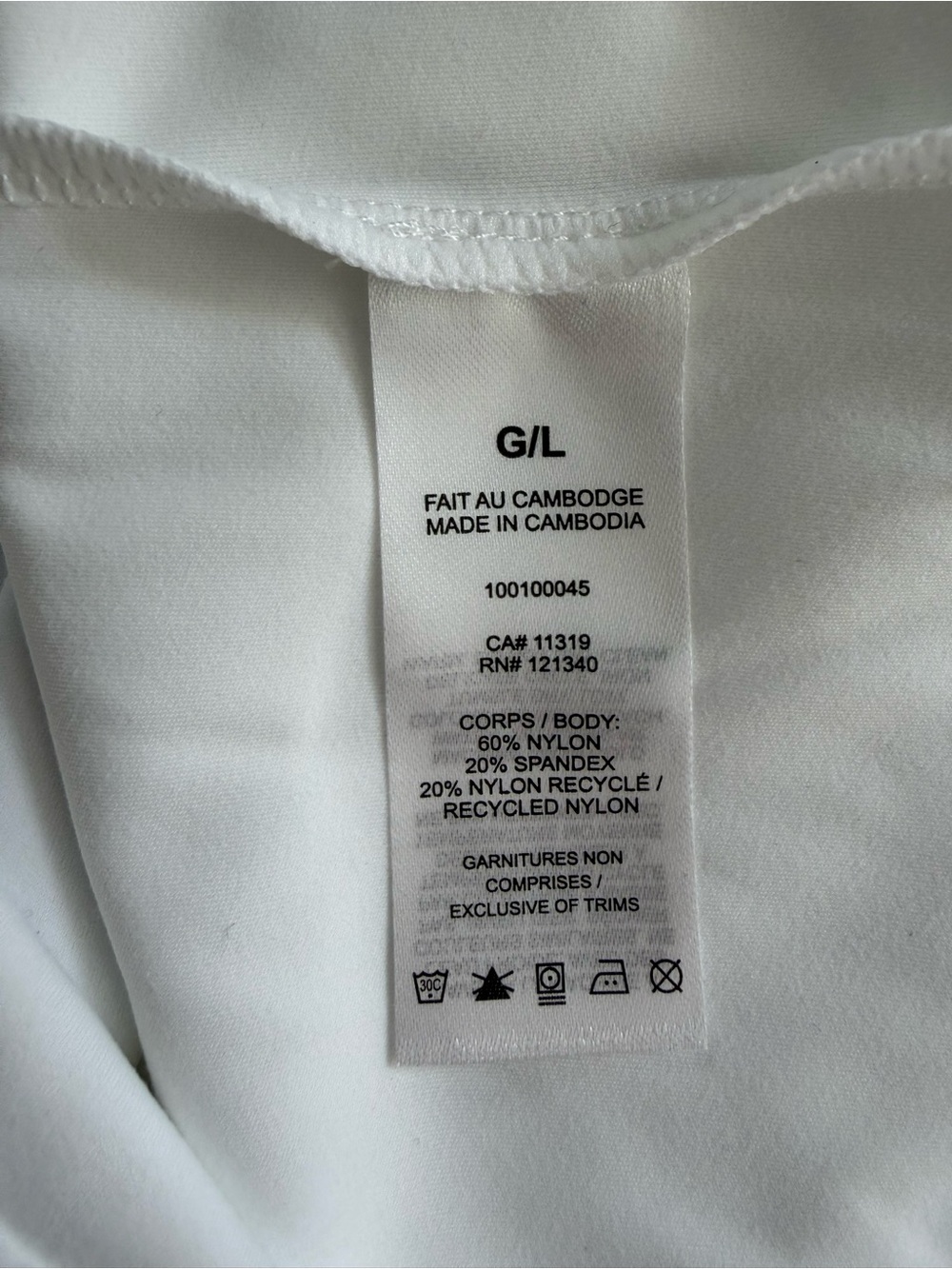 Garage White Sleek Crewneck Long Sleeve Top NWT Size L - Picture 8 of 8